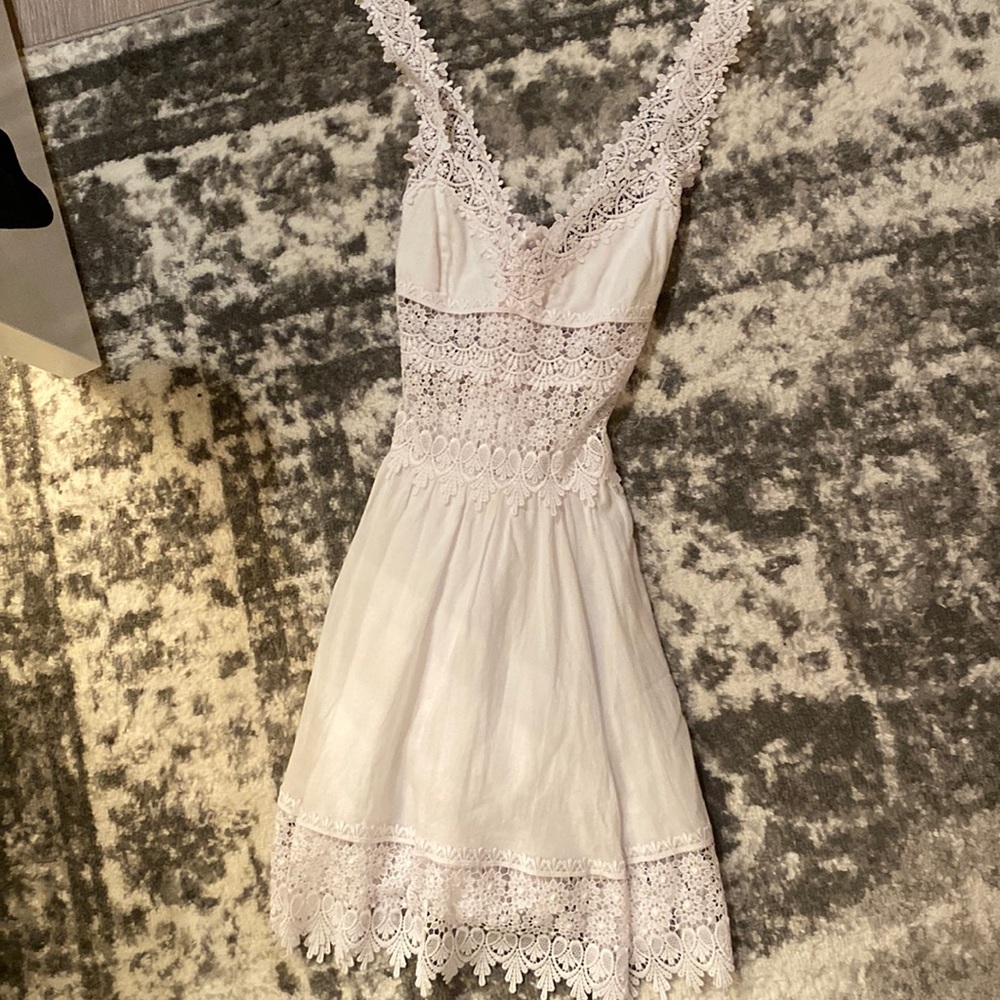 Charo Rouiz White Lace Dress!! XS, worn 1x for graduation